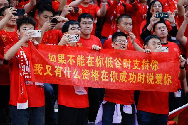 里奇·保罗：目前没有计划或要求布朗尼也前往76人和父亲联手